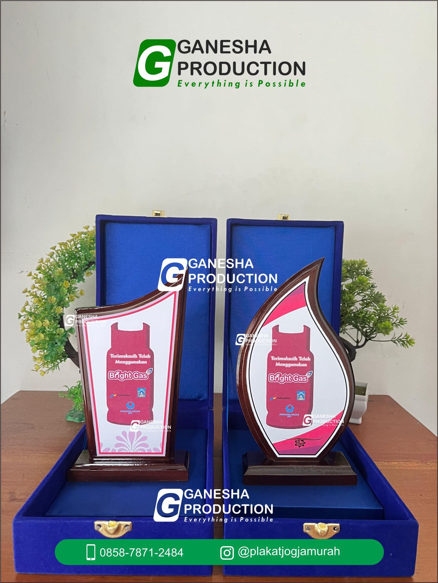 Plakat Kayu Custom Bright Gas Elegan dan Eksklusif