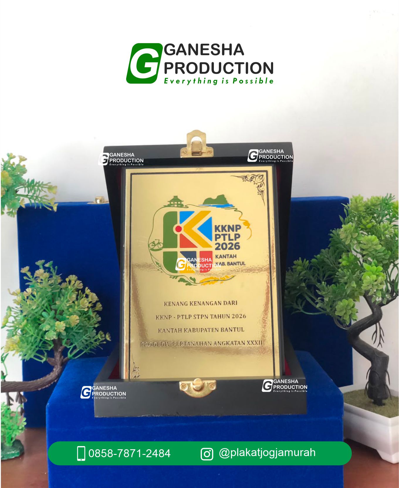 PLAKAT KAYU KUNINGAN KKN